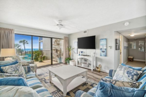 Moondrifter #208 by Nautical Properties